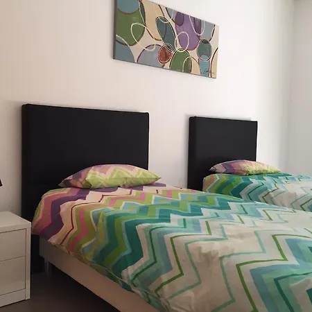 Apartamento Comunidades Lusiadas ポルティマン